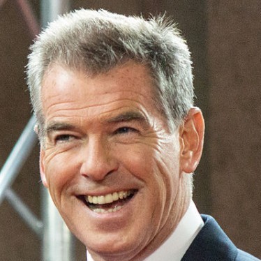 Pierce Brosnan, Irish American immigrant