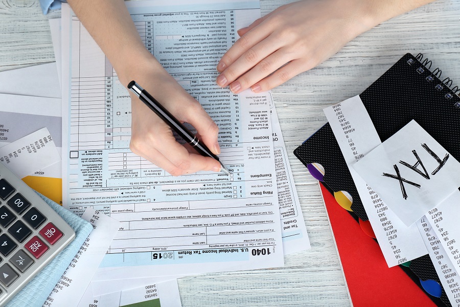Featured image for “3 Things You Need To Know About Taxes Before Moving To The U.S.”