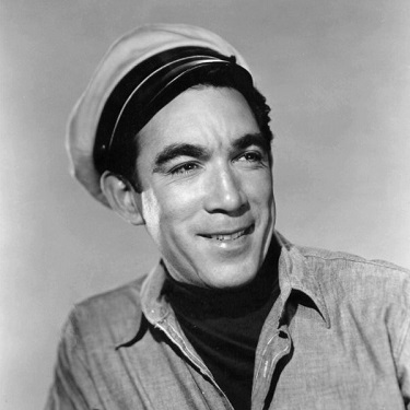 Anthony Quinn, Mexican American immigrant