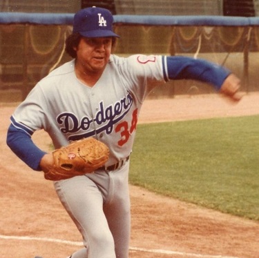 Fernando Valenzuela, Mexican American immigrant