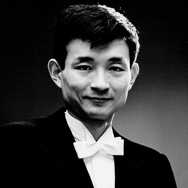 Seiji Ozawa, Japanese American immigrant