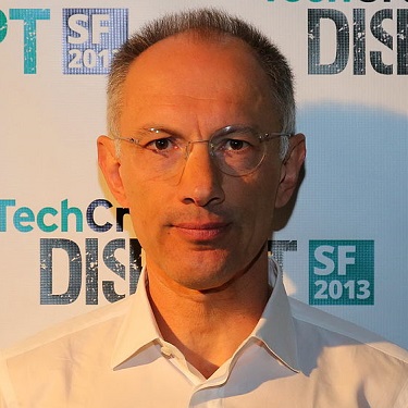 Sir Michael Moritz, British American immigrant