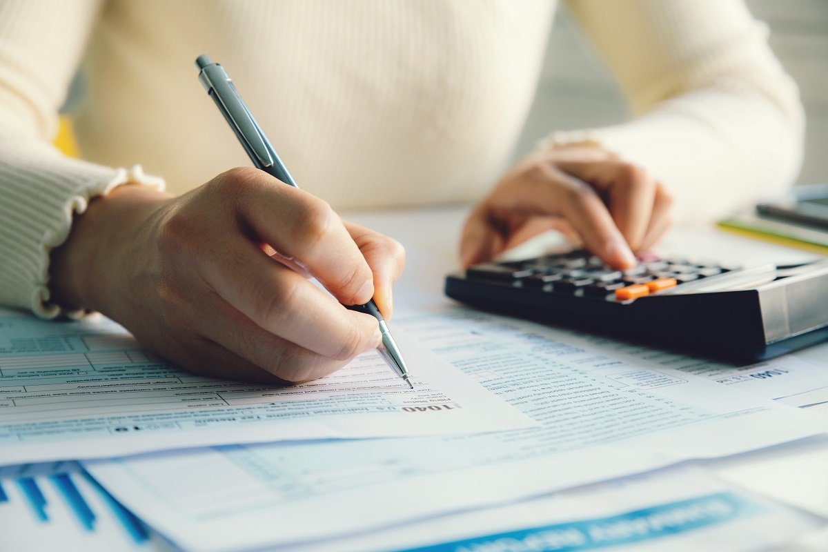 Calculating the Form I-134 income requirement