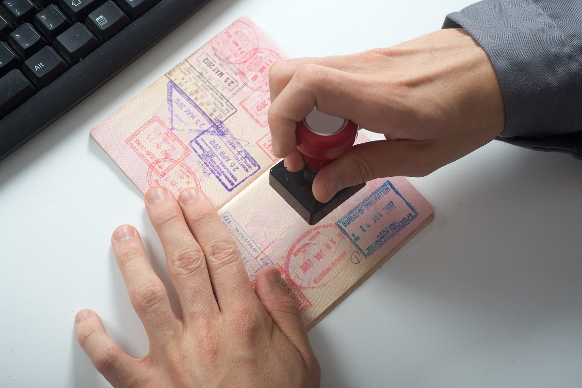 visit visa stamping status