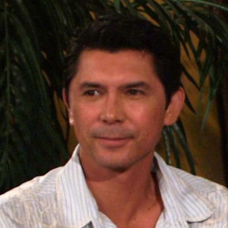 lou diamond phillips filipino american immigrant