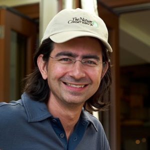 pierre omidyar iranian american immigrant